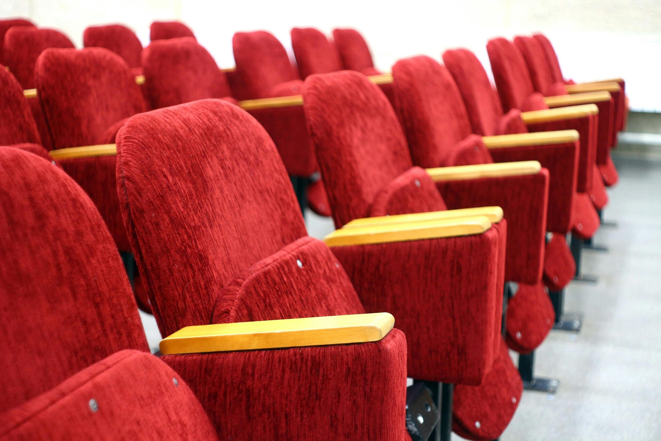 Cinema cleaners London for theatre lobbies